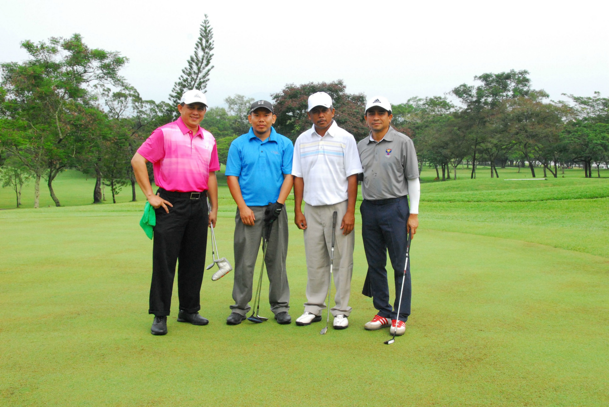 PRO15 157 GOLF DSC 0257.JPG